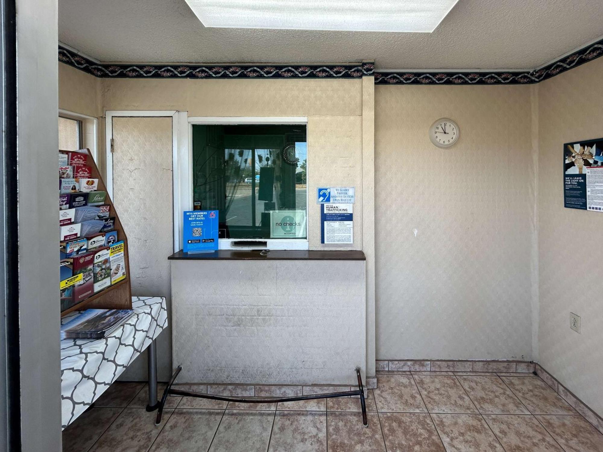Motel 6 Selma, Ca ภายนอก รูปภาพ