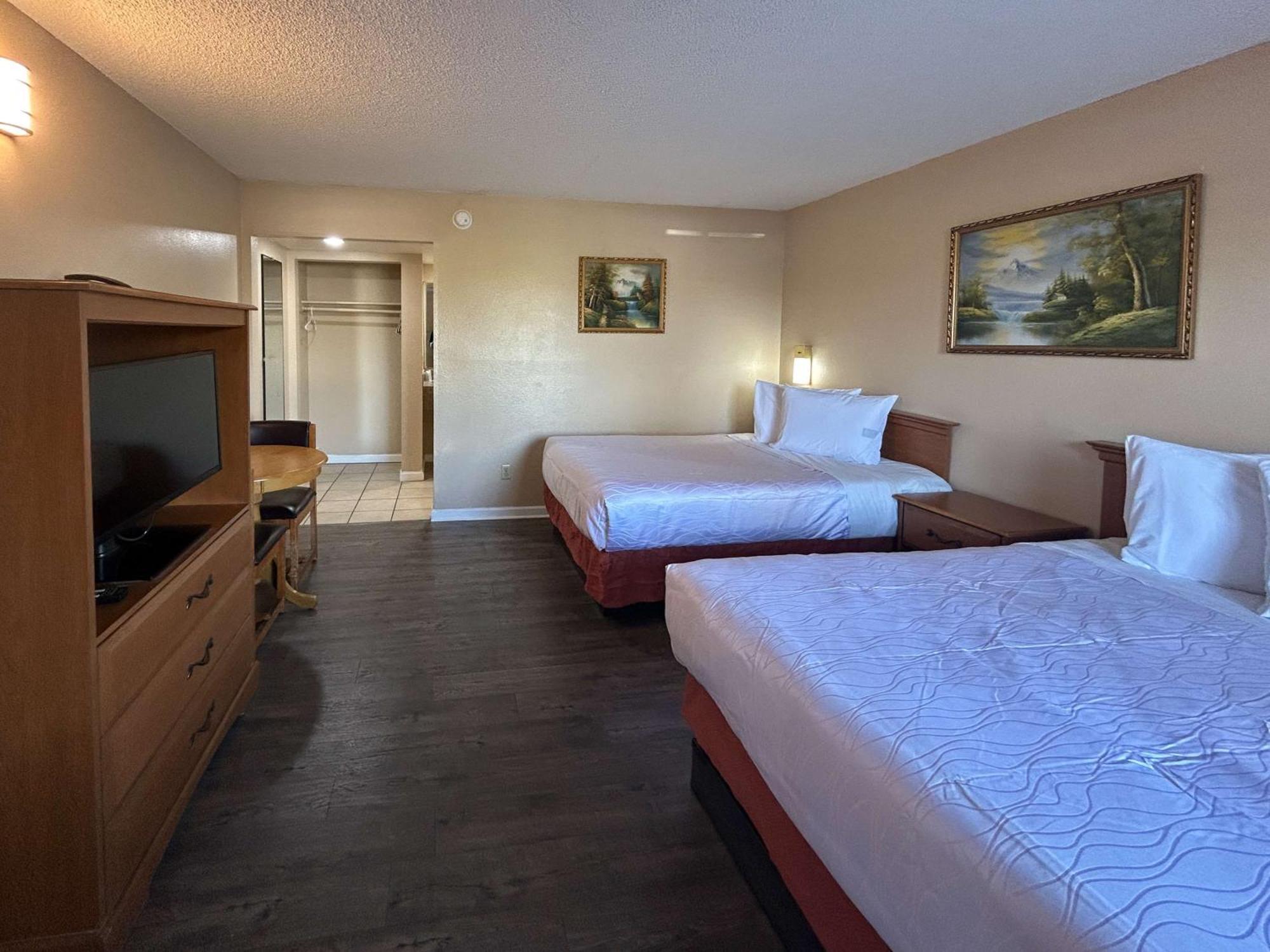 Motel 6 Selma, Ca ภายนอก รูปภาพ