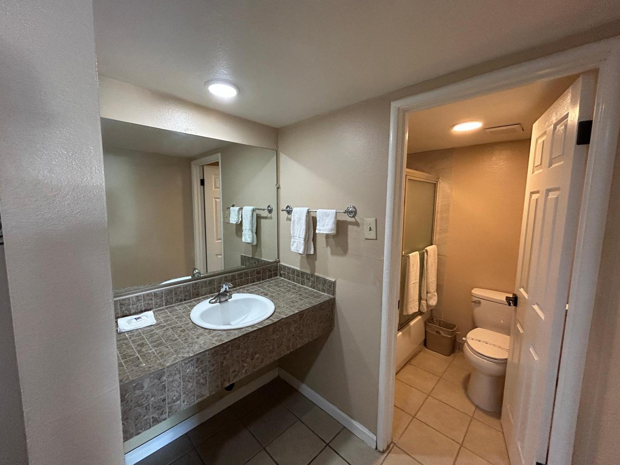 Motel 6 Selma, Ca ภายนอก รูปภาพ