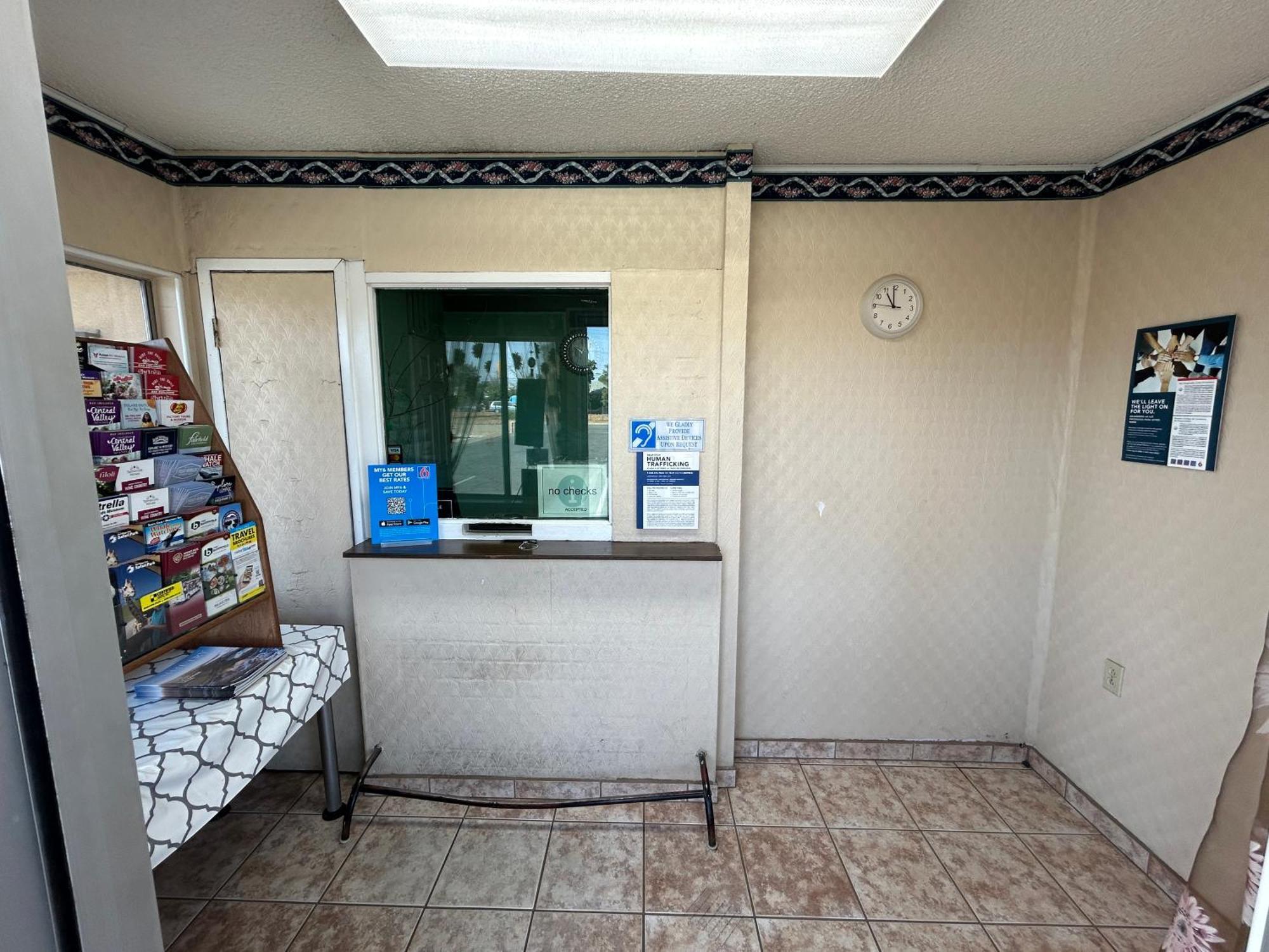 Motel 6 Selma, Ca ภายนอก รูปภาพ