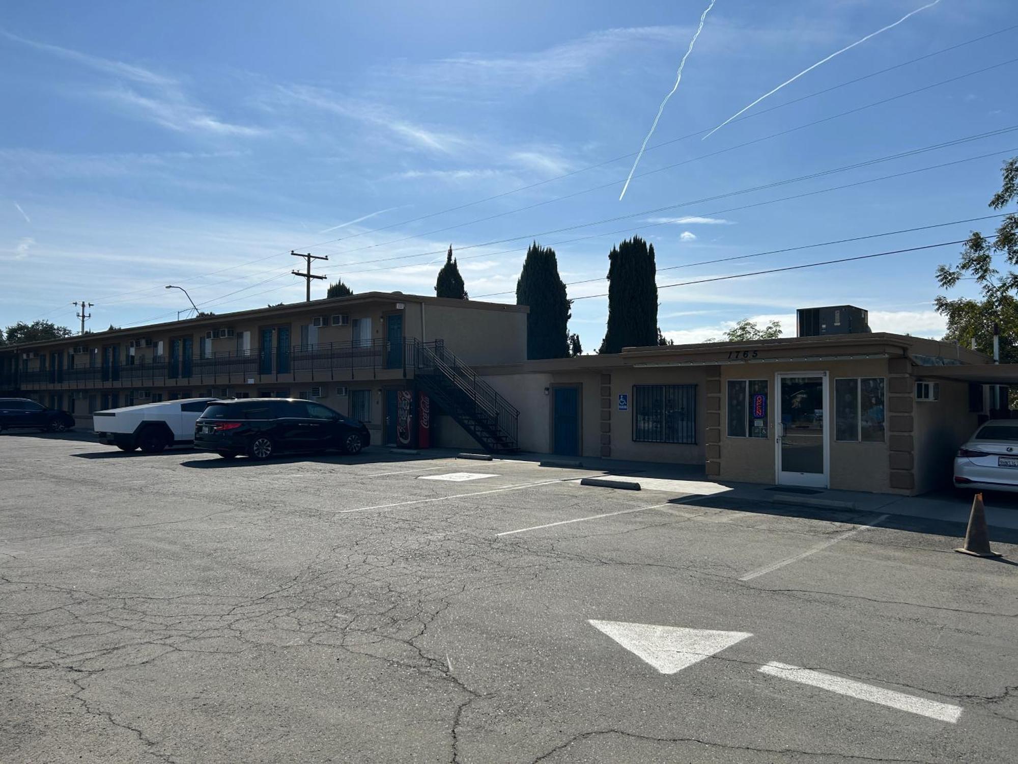 Motel 6 Selma, Ca ภายนอก รูปภาพ