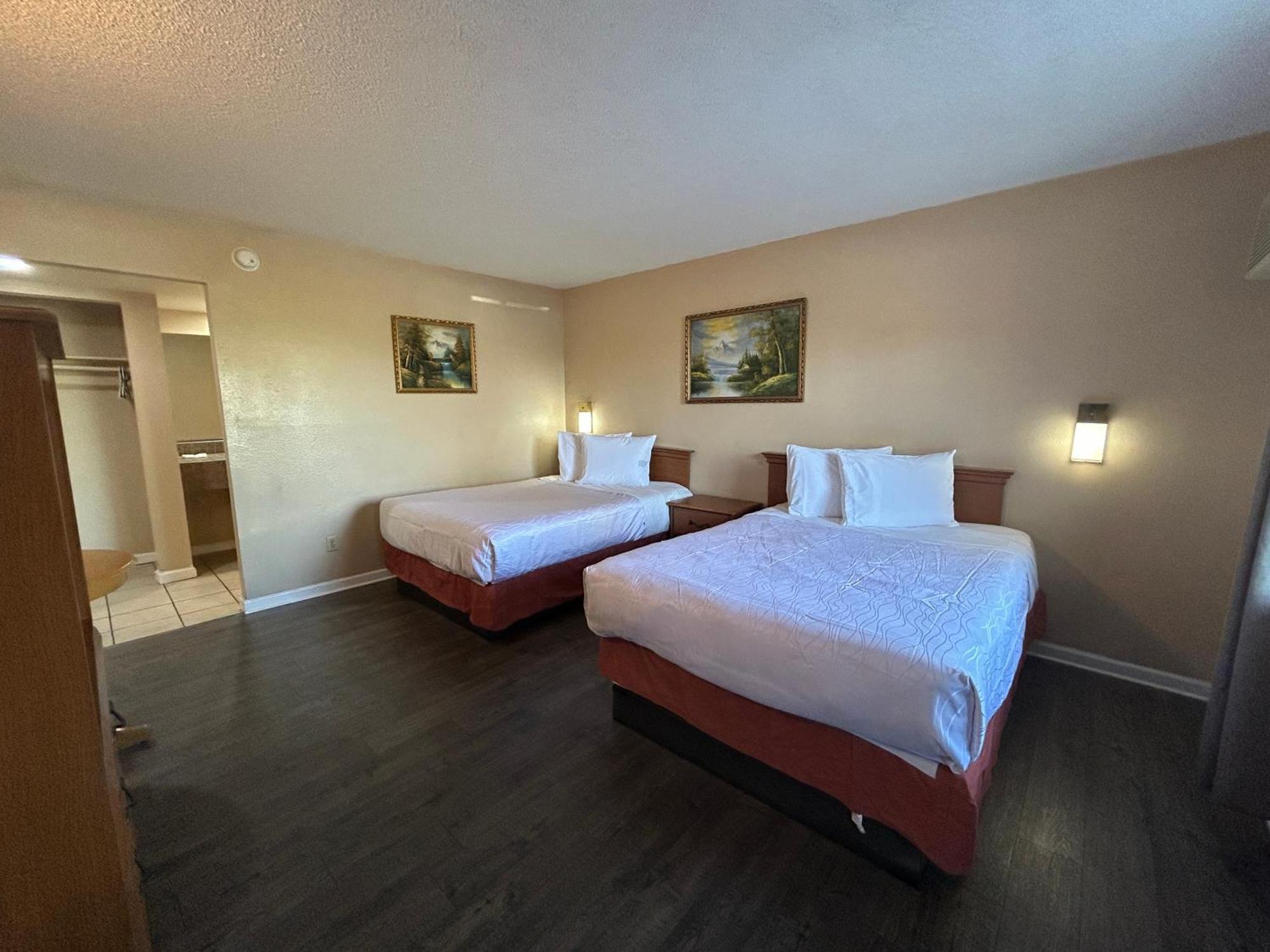 Motel 6 Selma, Ca ภายนอก รูปภาพ