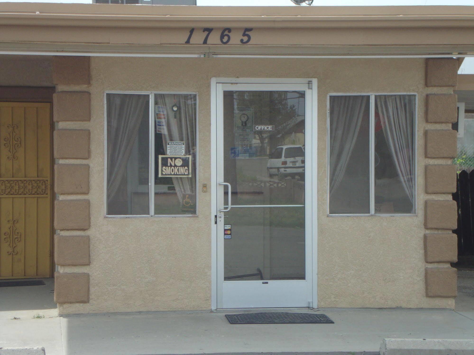 Motel 6 Selma, Ca ภายนอก รูปภาพ